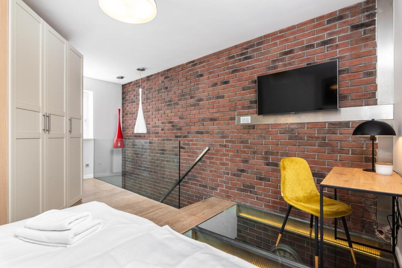 Dwupoziomowy Apartament Na Starym Podgorzu - By Upstairs Kraków Exteriör bild